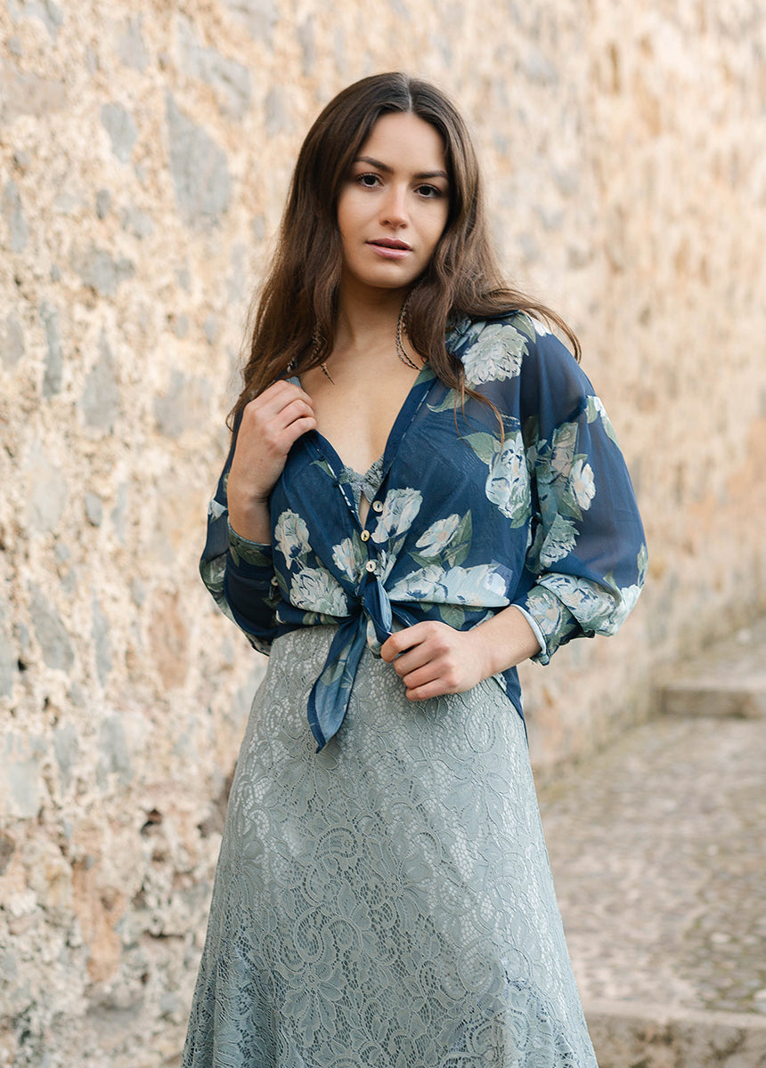 Cleo™ Top in Large Navy Floral